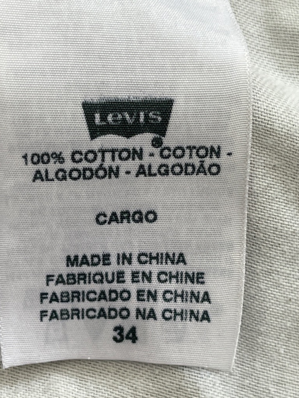 Levi's Black Cargo Shorts with Multi-Pocket Design - Picture 8 of 10